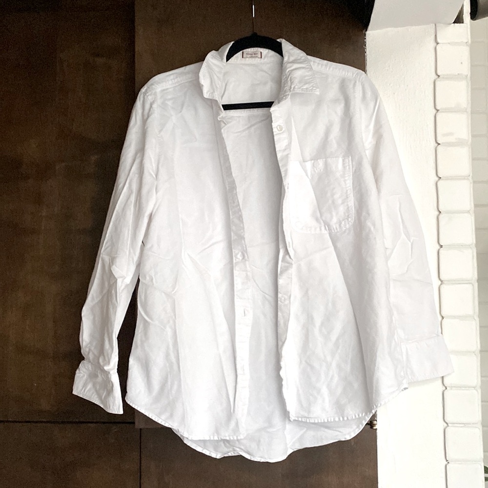 Aritzia Sunday Best White Button-Up Blouse